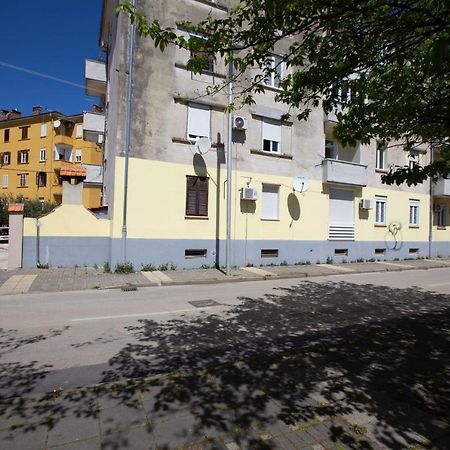 Lilly Studio Apartments Zara Esterno foto
