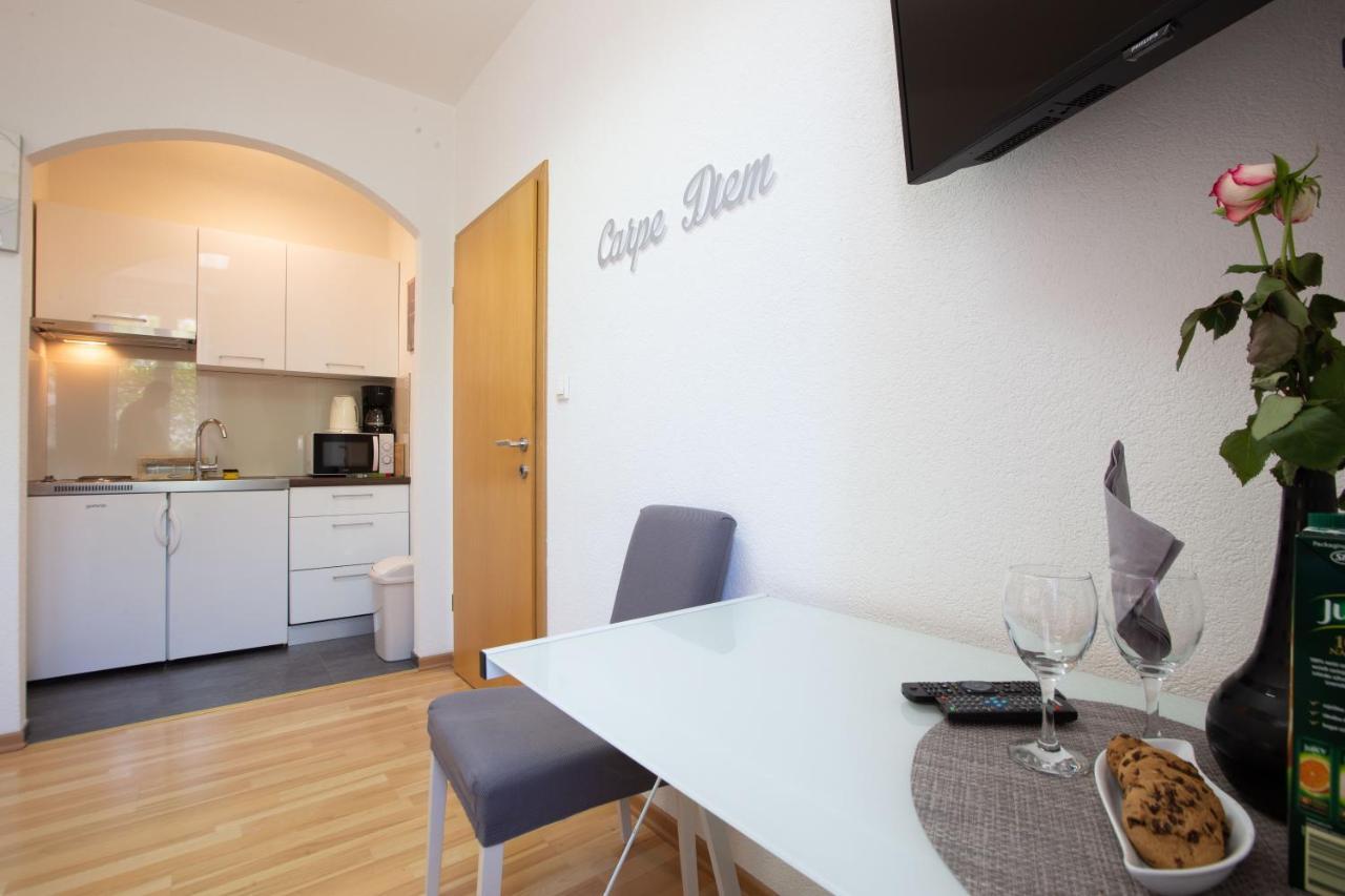 Lilly Studio Apartments Zara Esterno foto