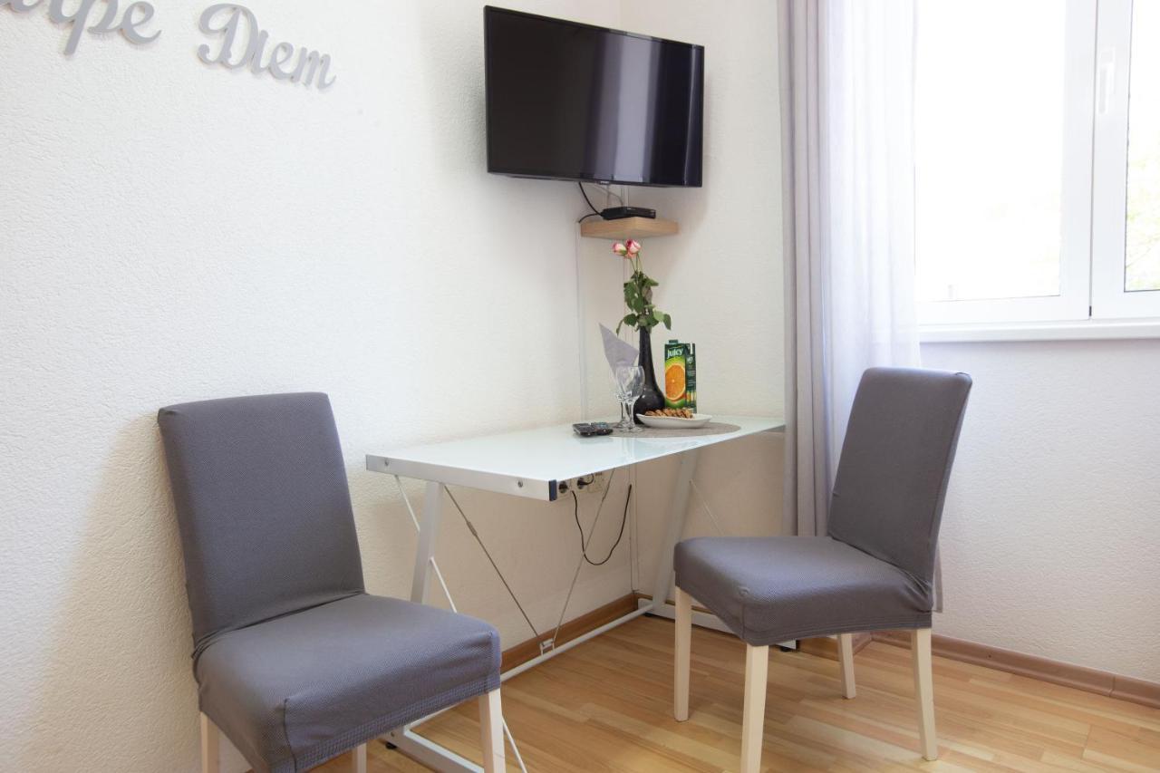 Lilly Studio Apartments Zara Esterno foto